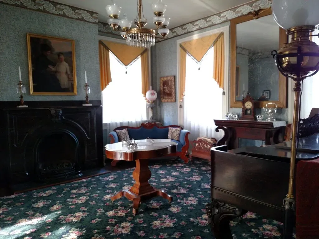 Mary's Parlor