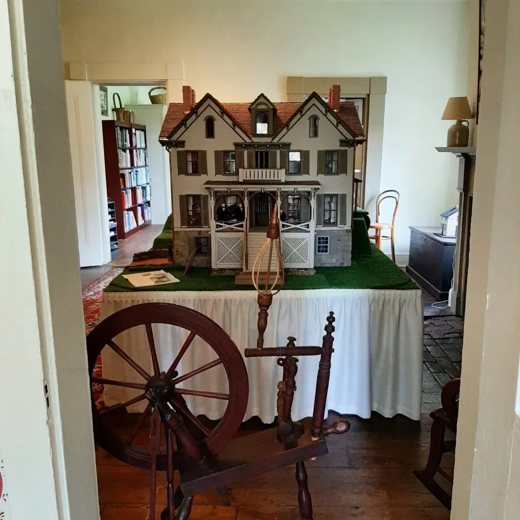 Mini Mansion Exhibit Front