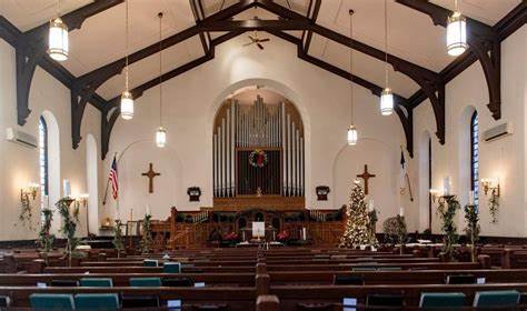 A 1972 fire damaged the church sanctuary and destroyed the pipe organ. The sanctuary was restored and the organ