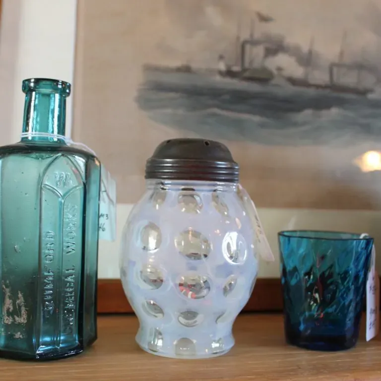 LINDEN HALL ANTIQUES